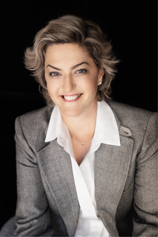 Professional corporate headshot by Lena Di