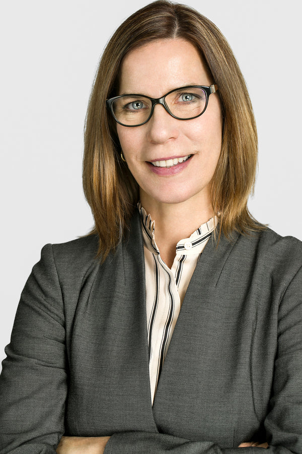 Corporate headshot NYC by Lena Di