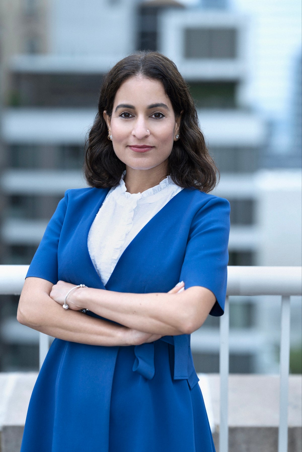 Executive headshot photographed by Lena Di in New York City