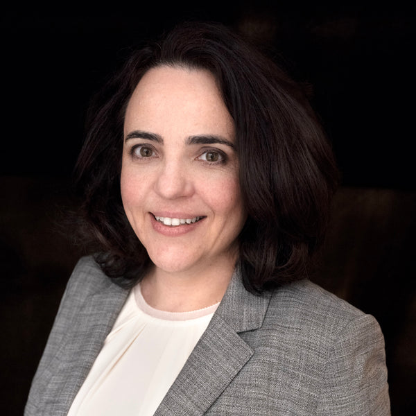 Professional corporate headshot by Lena Di