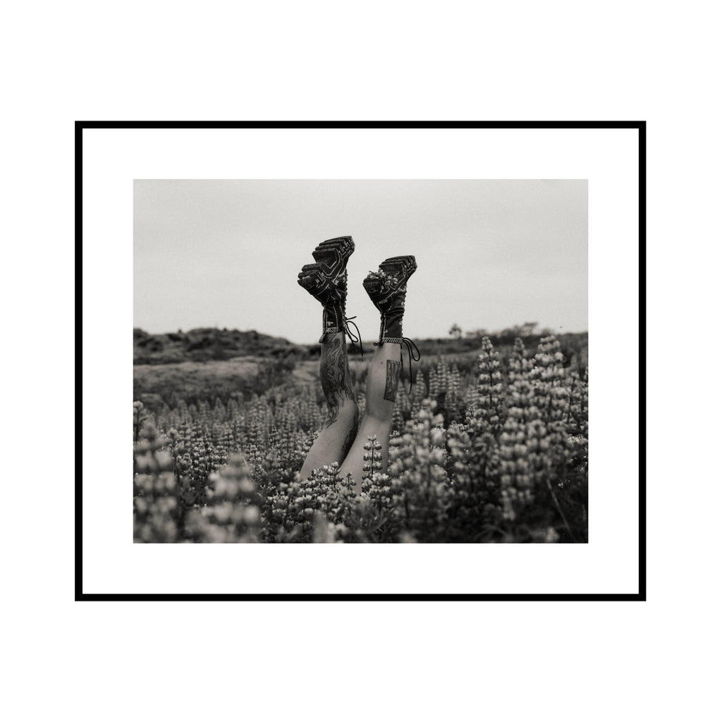 The boots in Grass (Limited Edition)
