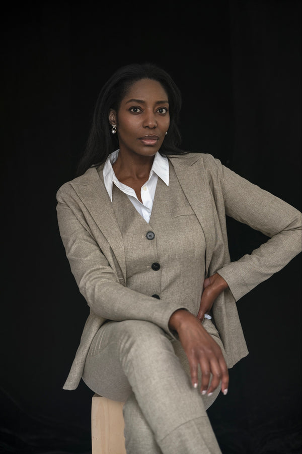 Professional corporate headshot by Lena Di
